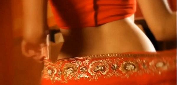  Erotic Sensual Indian Dancer MILF